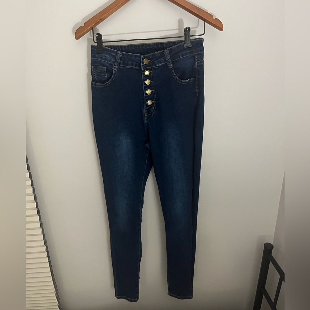 Dark wash high stretch skinny jeans